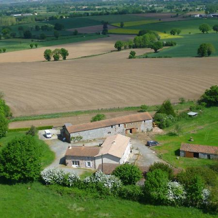La Pommeraie-sur-Sèvre Aux Charmes D'Antan酒店 外观 照片